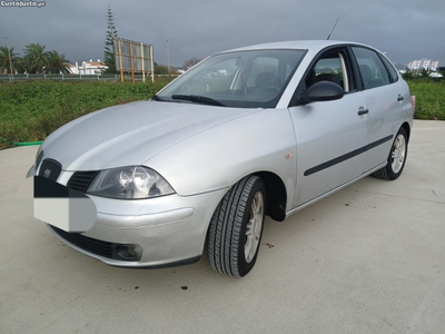 Seat Ibiza 1.4 tdi 5 lugares