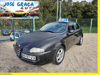 Alfa Romeo 147 1.6i 16v 120cv a GPL 01/2004