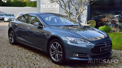 Tesla Model S 85 Perfomance de 2014