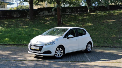 Peugeot 208 1.6 BlueHDi