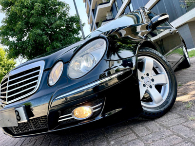 Mercedes-Benz E 320 CDI AVANTGARDE