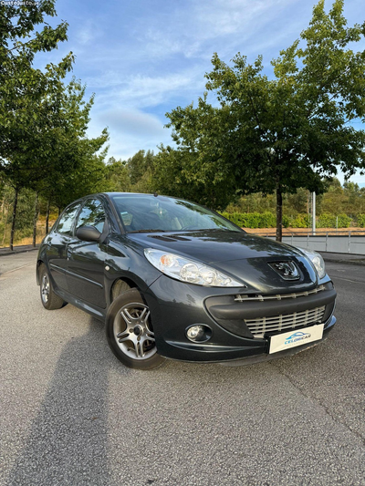 Peugeot 206 1.1