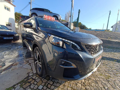 Peugeot 5008 1.5 BlueHDI Allure 7Lugares Nacional