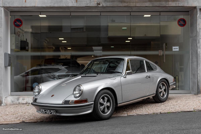 Porsche 911 2.4 S