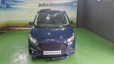 Ford Tourneo Courier 1.0 Ecoboost