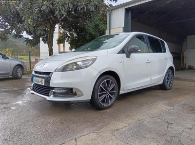 Renault Scénic 1.5 Dci Bose Edition AUTOMATICA