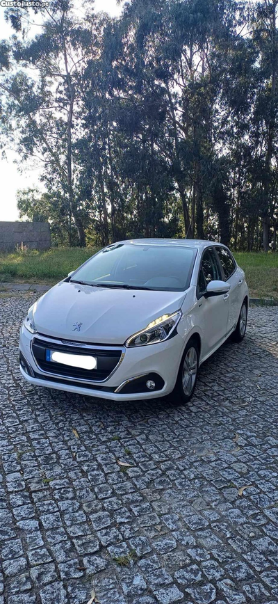 Peugeot 208 208 1.6 BlueHDI STYLE 95 000Km 1 Dono OPORTUNIDADE