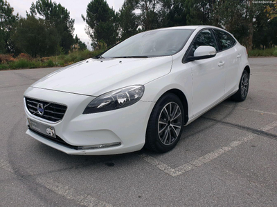 Volvo V40 1.6 D2 Momentum GPS