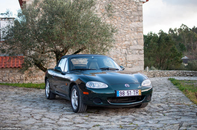 Mazda MX-5 (Mx-5)