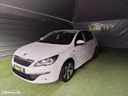 Peugeot 308 1.2 PureTech Style J17