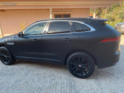 Jaguar F-Pace R Sport