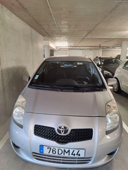 Toyota Yaris 1.0 3P