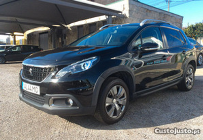 Peugeot 2008 1.2 PureTech Signature