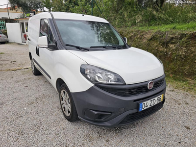 Fiat Doblo 3 LUGARES