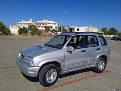 Suzuki Grand Vitara 2.0td