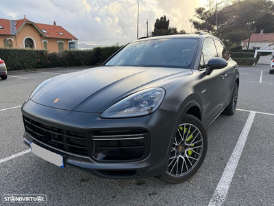 Porsche Cayenne Turbo S E-Hybrid