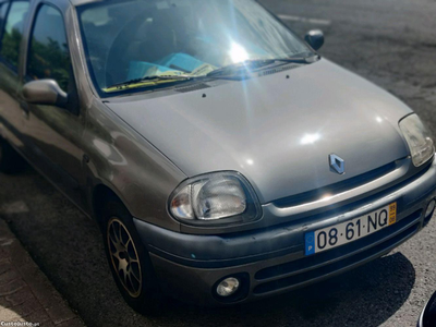 Renault Clio 1.9 diesel