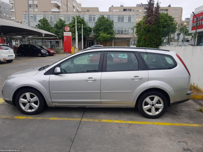 Ford Focus 1.6 Guia