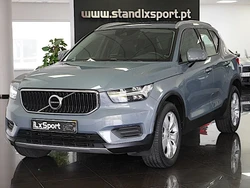 Volvo XC40 2.0 D3 MOMENTUM PLUS GEARTRONIC