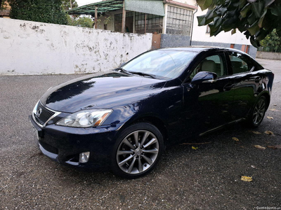 Lexus IS 220 Executive