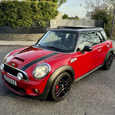 MINI John Cooper Works 211 CV