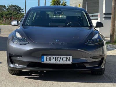 Tesla Model 3 Tração Traseira Premium