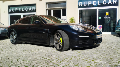 Porsche Panamera S E-Hybrid