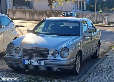 Mercedes-Benz E 290