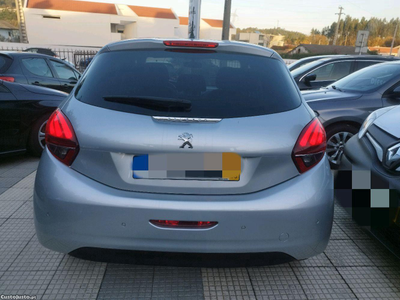 Peugeot 208 HDI