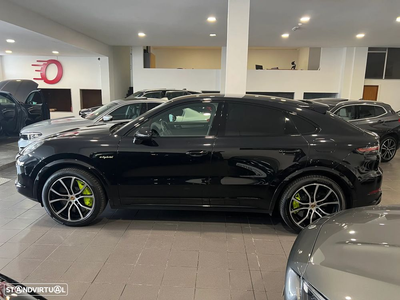 Porsche Cayenne Coupé Turbo S E-Hybrid