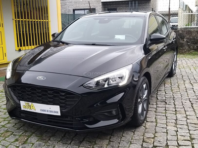 Ford Focus 1.0 EcoBoost S&S ST-LINE