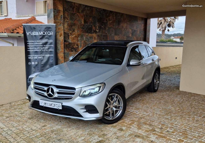 Mercedes-Benz GLC 220 AMG (teto panorâmico/full extras)