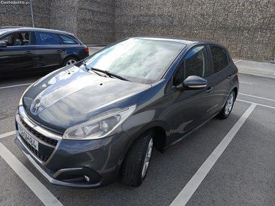 Peugeot 208 Active