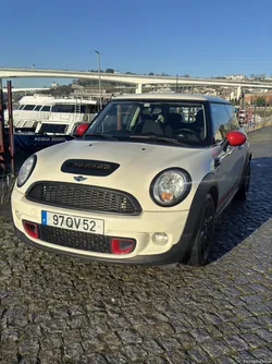 MINI Cooper D