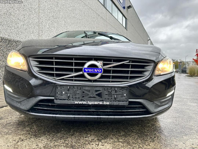 Volvo V60 1.6 d2 momentum eco