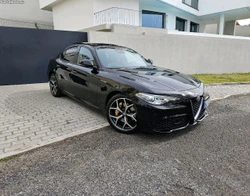 Alfa Romeo Giulia Q4 Veloce AT8