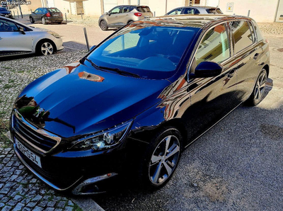 Peugeot 308 1.6BlueHDI 120CV ALLURE