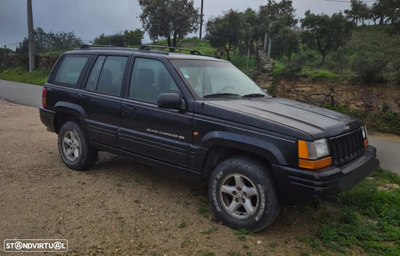 Jeep Grand Cherokee 2.5 TD Official