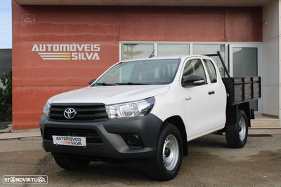 Toyota Hilux 2.4 D-4D 4WD CD CM