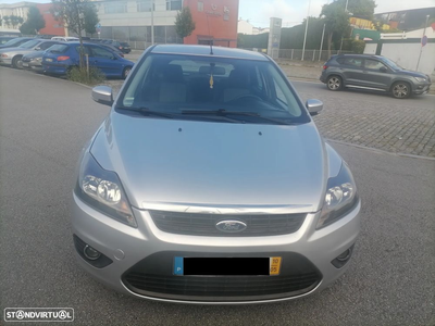 Ford Focus 1.4 16V Trend