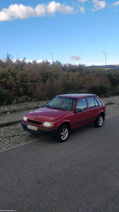 Opel Corsa 1.2s