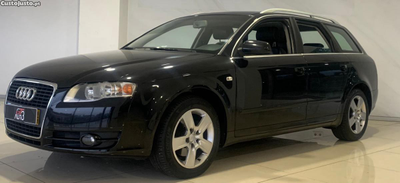 Audi A4 AVANT 2.0 TDI S-LINE