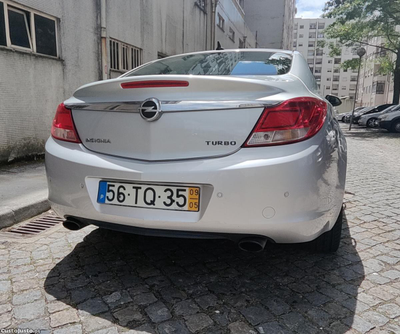 Opel Insignia 2.0 Turbo