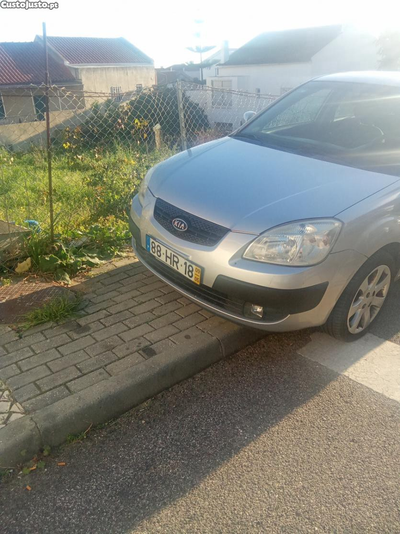 Kia Cerato Carro