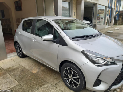 Toyota Yaris 1.0 VVTI Comfort CÂMARA TRASEIRA