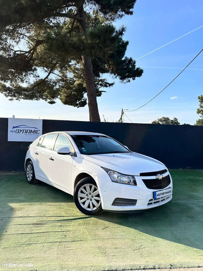 Chevrolet Cruze 1.6 LS