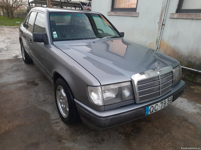 Mercedes-Benz E 200 W124 200d