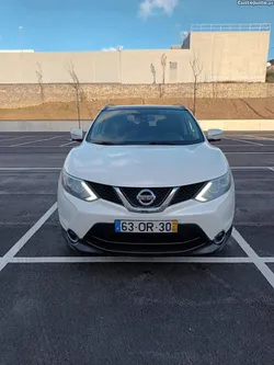 Nissan Qashqai 1.5 DCI 110 cv 4x2 Tekna 6 M/T 19' Pele