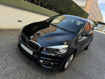 BMW 216 Gran Tourer Luxury Line - GPS / CAM / Pele