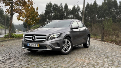 Mercedes-Benz GLA 200 d style urban